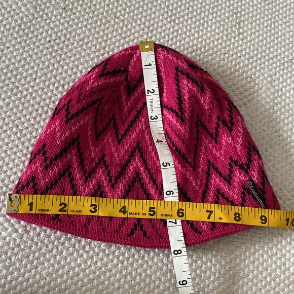 Columbia tuque/beanie winter wool/acrylic/polyester blend! Chevron pattern O/S - Picture 7 of 15